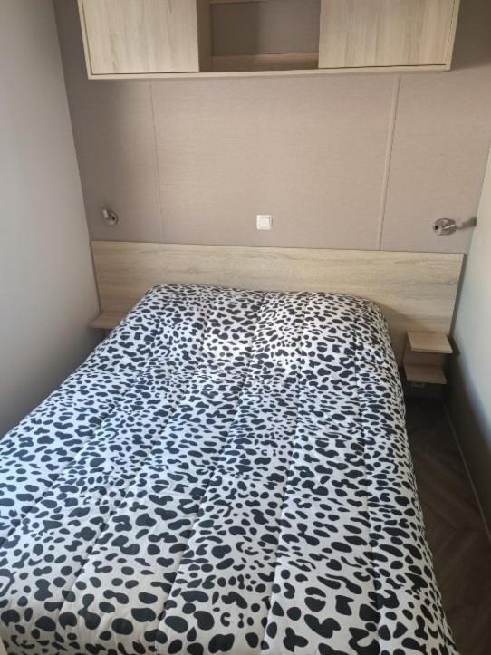 Mobilhome La Carabasse Vias Plage المظهر الخارجي الصورة